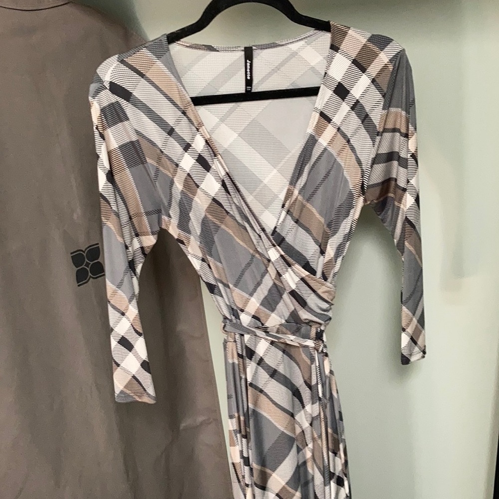 Janette Maxi